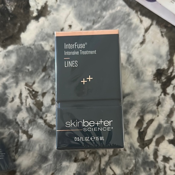 Skinbetter interfuse LINES - Picture 1 of 1